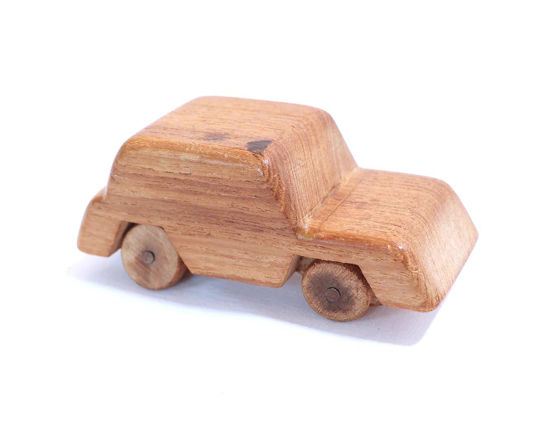 Afbeelding van Brocante oude houten speel auto