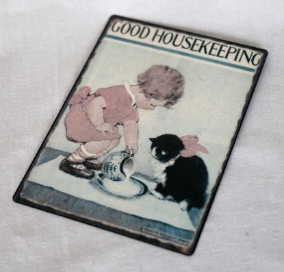 Afbeeldingen van Metalen bordje Good Housekeeping